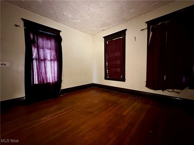 1702 Beaver Street, Parkersburg, WV 26101