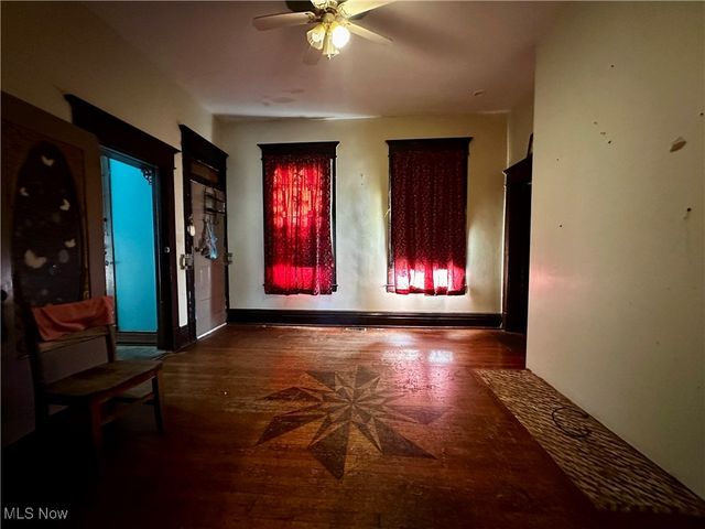 1702 Beaver Street, Parkersburg, WV 26101