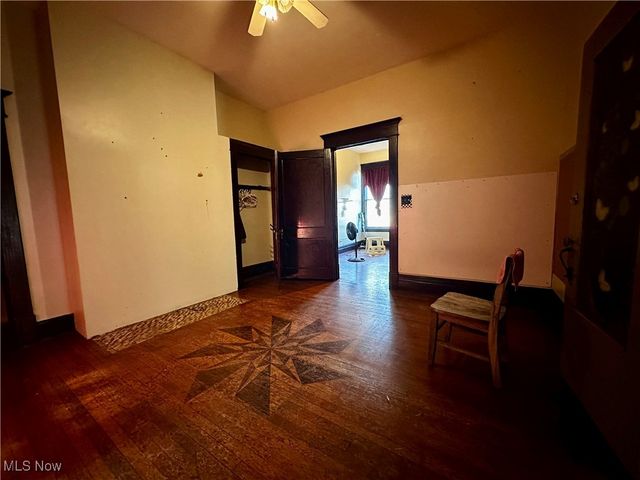 1702 Beaver Street, Parkersburg, WV 26101