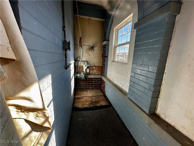 1702 Beaver Street, Parkersburg, WV 26101