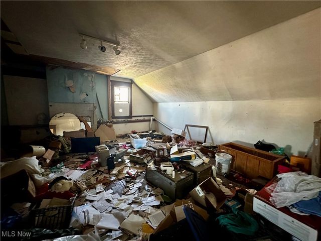 1702 Beaver Street, Parkersburg, WV 26101