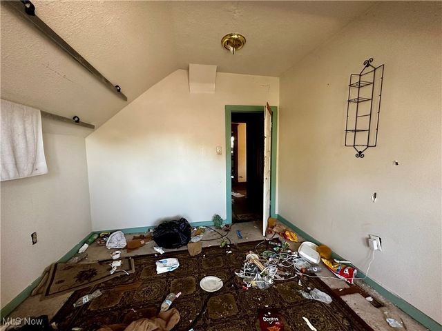 1702 Beaver Street, Parkersburg, WV 26101