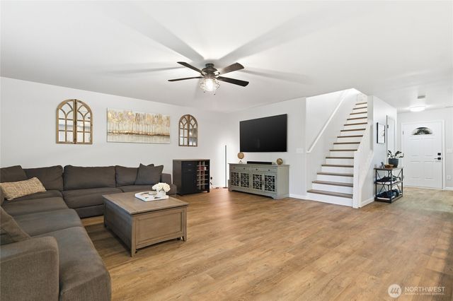 33229 43rd Place S, Federal Way, WA 98001