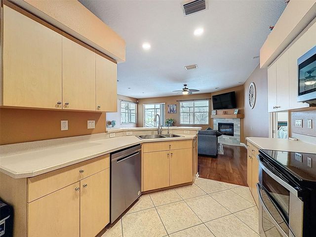 1828 SUNRISE DUNES COURT, Tarpon Springs, FL 34689