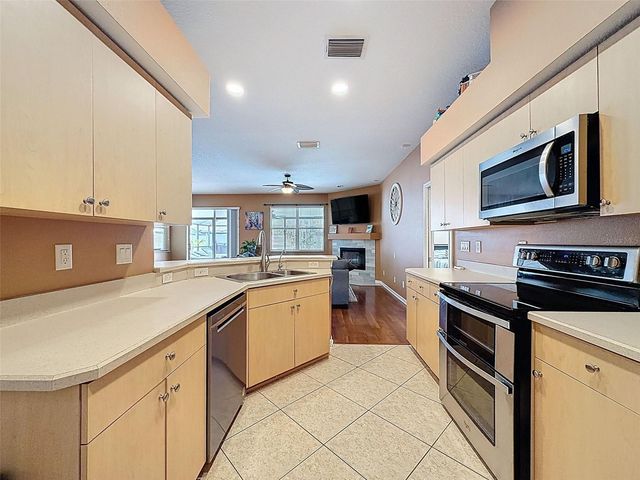 1828 SUNRISE DUNES COURT, Tarpon Springs, FL 34689