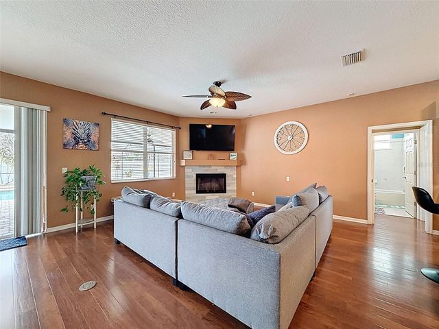 1828 SUNRISE DUNES COURT, Tarpon Springs, FL 34689