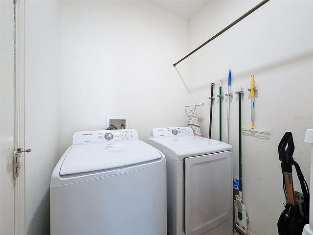 1828 SUNRISE DUNES COURT, Tarpon Springs, FL 34689