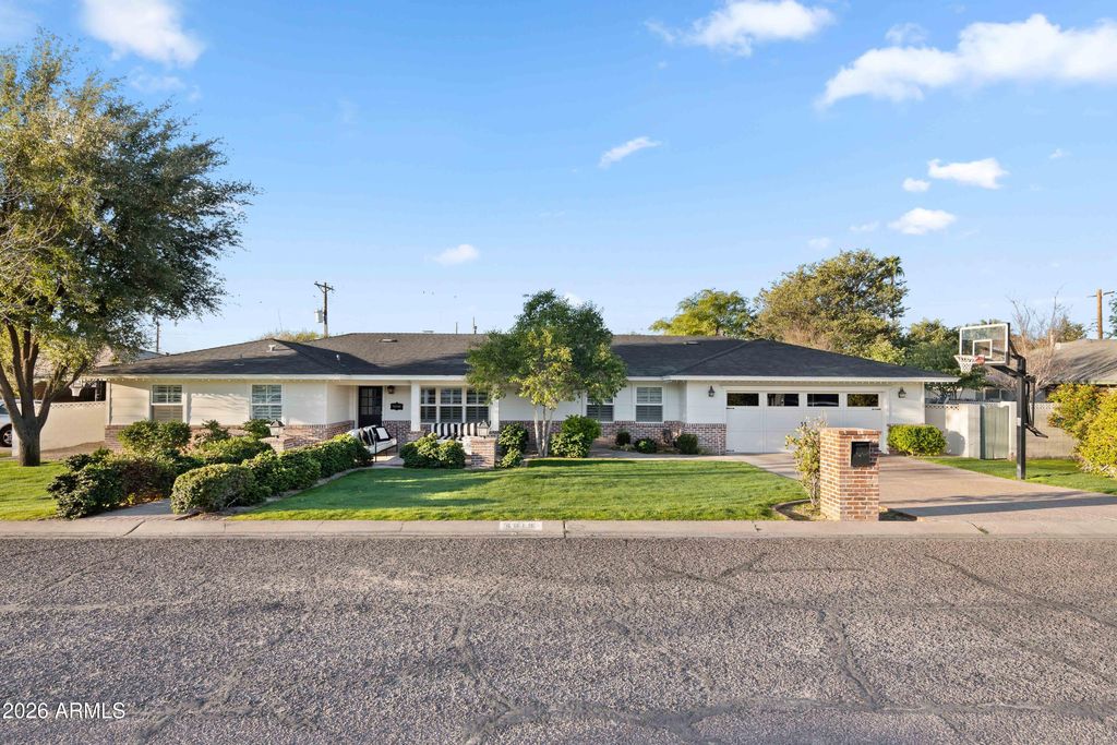 4619 E Calle Ventura --, Phoenix, AZ 85018
