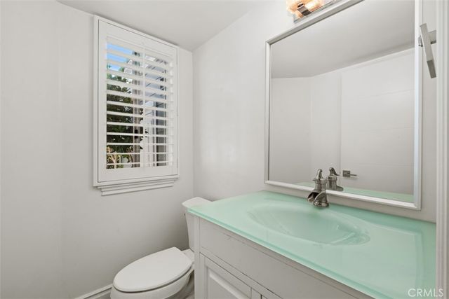 606 San Nicholas Court, Laguna Beach, CA 92651