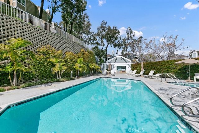 606 San Nicholas Court, Laguna Beach, CA 92651