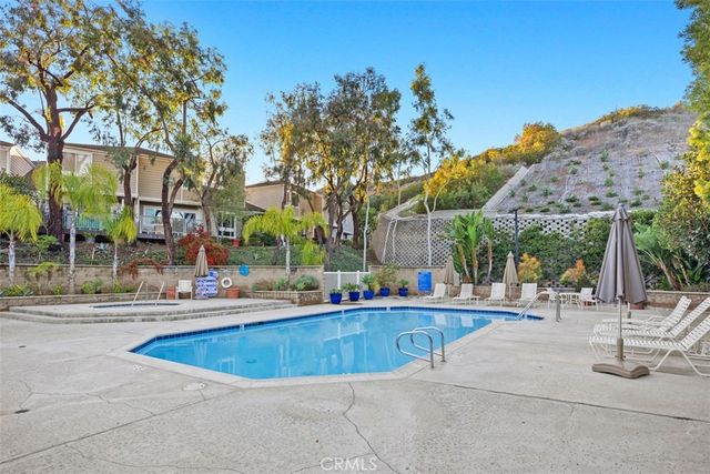 606 San Nicholas Court, Laguna Beach, CA 92651