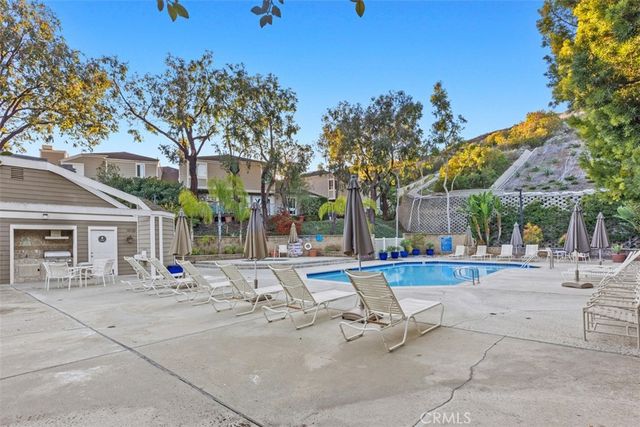606 San Nicholas Court, Laguna Beach, CA 92651