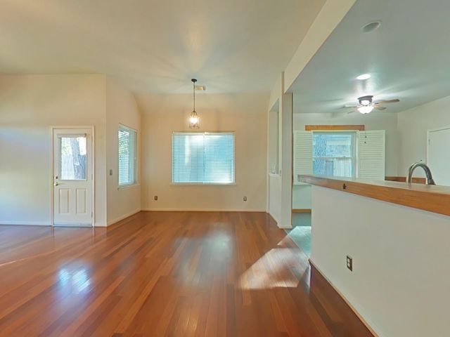 42 Tranquil Glade Place, The Woodlands, TX 77381