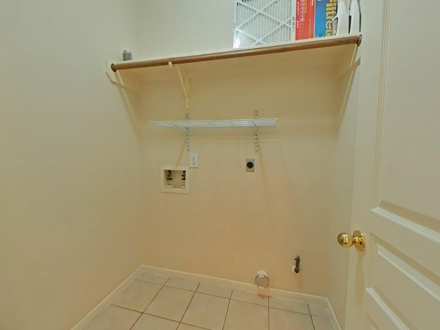 42 Tranquil Glade Place, The Woodlands, TX 77381