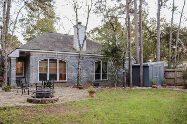 42 Tranquil Glade Place, The Woodlands, TX 77381