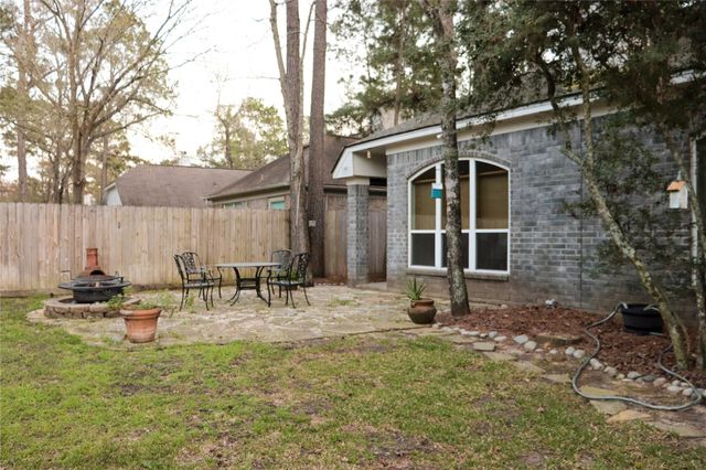 42 Tranquil Glade Place, The Woodlands, TX 77381