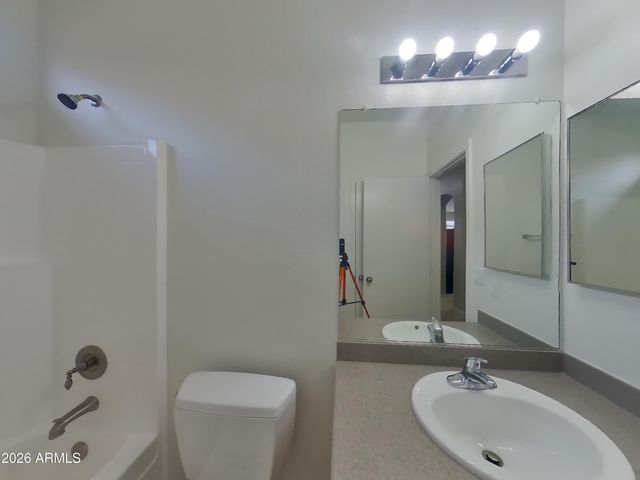 735 S BEDFORD Drive, Chandler, AZ 85225