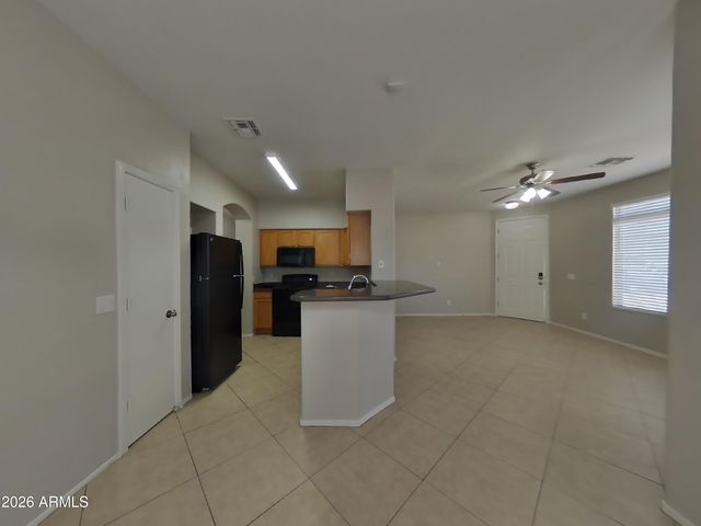 735 S BEDFORD Drive, Chandler, AZ 85225