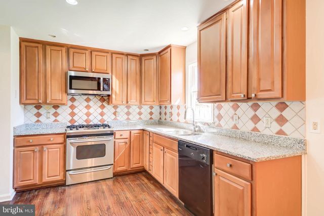 5353 CALL PL SE, Washington, DC 20019