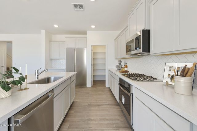 5010 W WALATOWA Street, Laveen, AZ 85339