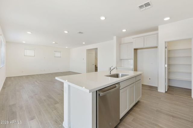 5010 W WALATOWA Street, Laveen, AZ 85339