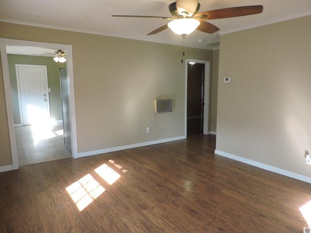 205 E 15th St, Benton, KY 42025