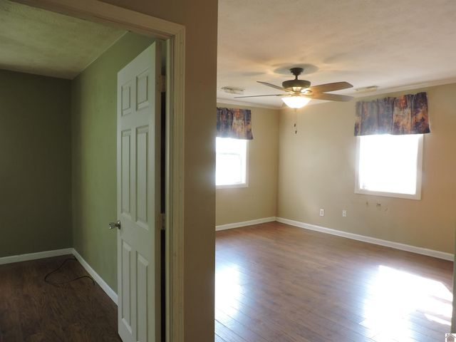 205 E 15th St, Benton, KY 42025