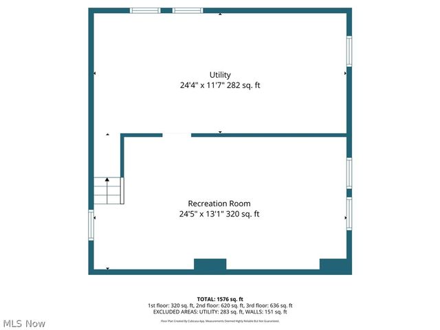 16908 Throckley Avenue, Cleveland, OH 44128