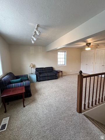 254 W MEADOW LN, Centerville, UT 84014