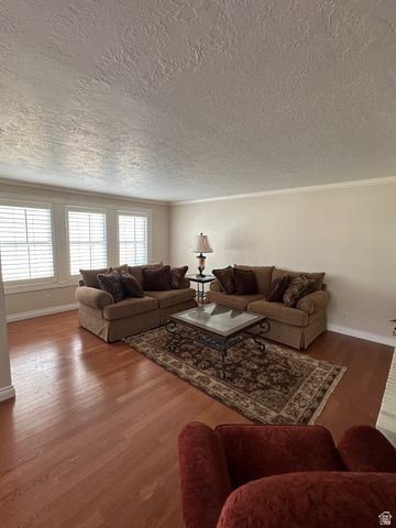 254 W MEADOW LN, Centerville, UT 84014