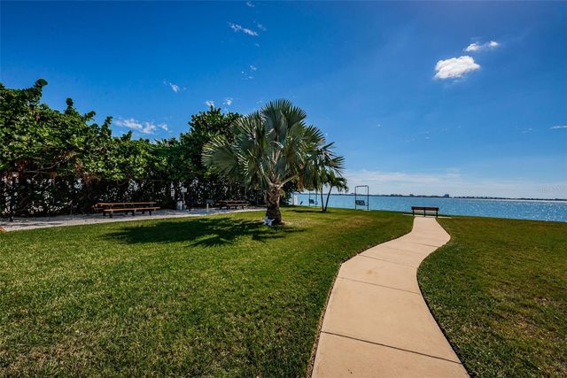 5925 SHORE BOULEVARD S 409, Gulfport, FL 33707