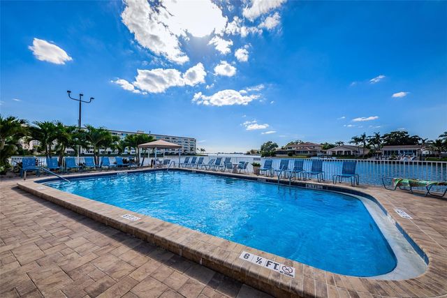 5925 SHORE BOULEVARD S 409, Gulfport, FL 33707