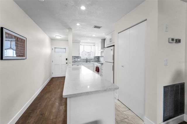 5925 SHORE BOULEVARD S 409, Gulfport, FL 33707