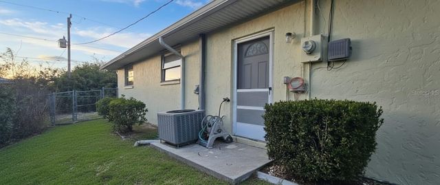 1043 RIGGS STREET, Port Charlotte, FL 33952