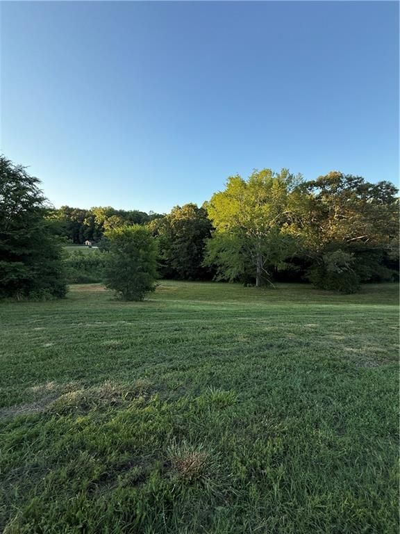 233 Hensley Lane, Hoschton, GA 30548