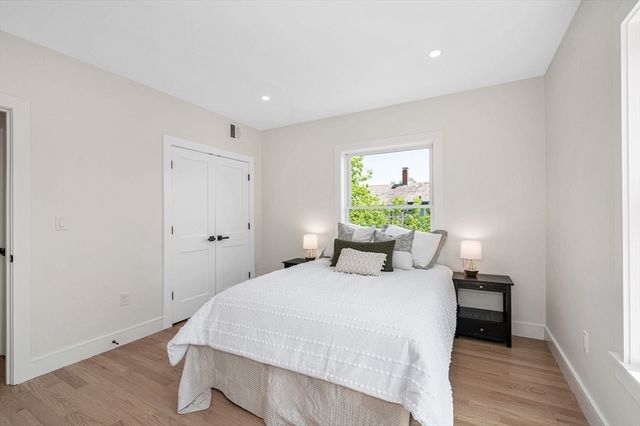 13 Chestnut Street 1, Wakefield, MA 01880