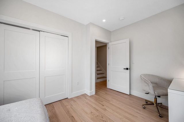 13 Chestnut Street 1, Wakefield, MA 01880