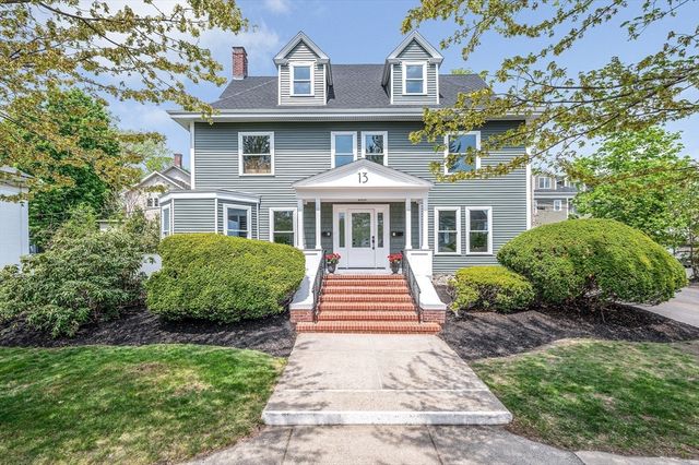 13 Chestnut Street 1, Wakefield, MA 01880