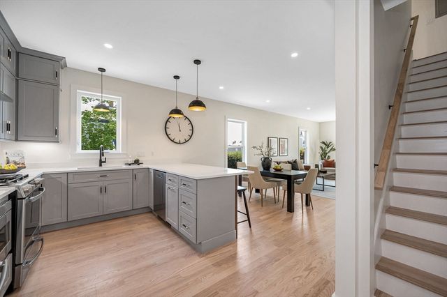 13 Chestnut Street 1, Wakefield, MA 01880