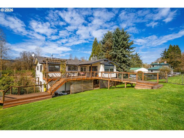 14830 Nw GILLIHAN Rd, Portland, OR 97231