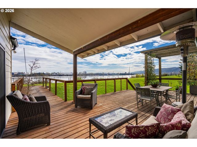 14830 Nw GILLIHAN Rd, Portland, OR 97231