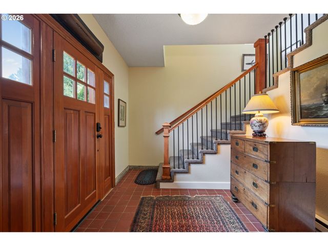 14830 Nw GILLIHAN Rd, Portland, OR 97231