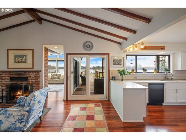 14830 Nw GILLIHAN Rd, Portland, OR 97231