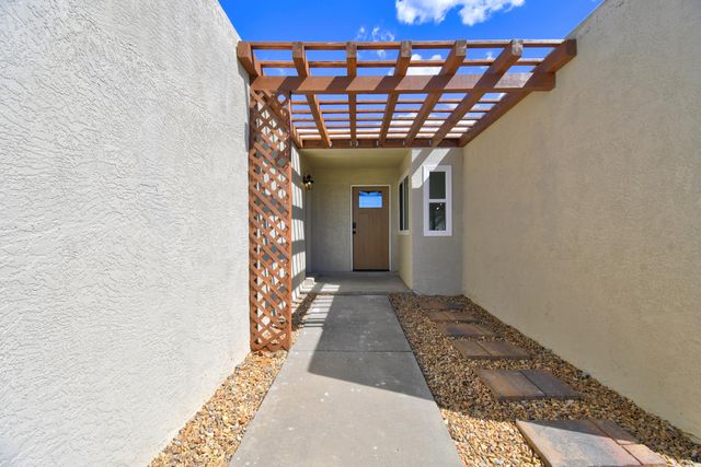 4100 Cibola Village Drive NE, Albuquerque, NM 87111