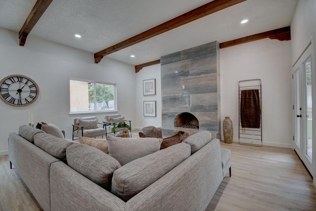 4100 Cibola Village Drive NE, Albuquerque, NM 87111