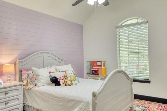 2115 Thistlerock Lane, Sugar Land, TX 77479