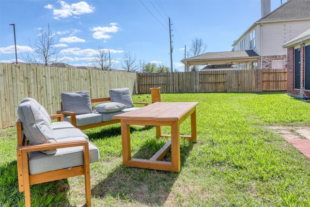 2115 Thistlerock Lane, Sugar Land, TX 77479