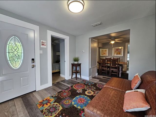 117 Nesbit, San Antonio, TX 78212