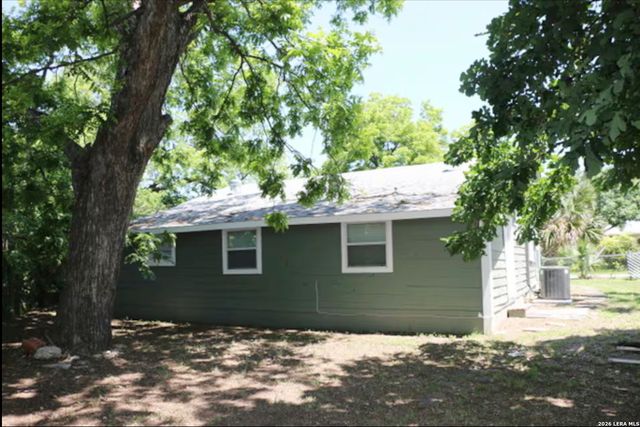 117 Nesbit, San Antonio, TX 78212