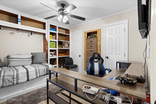 14 Summer Place Circle, Hattiesburg, MS 39402